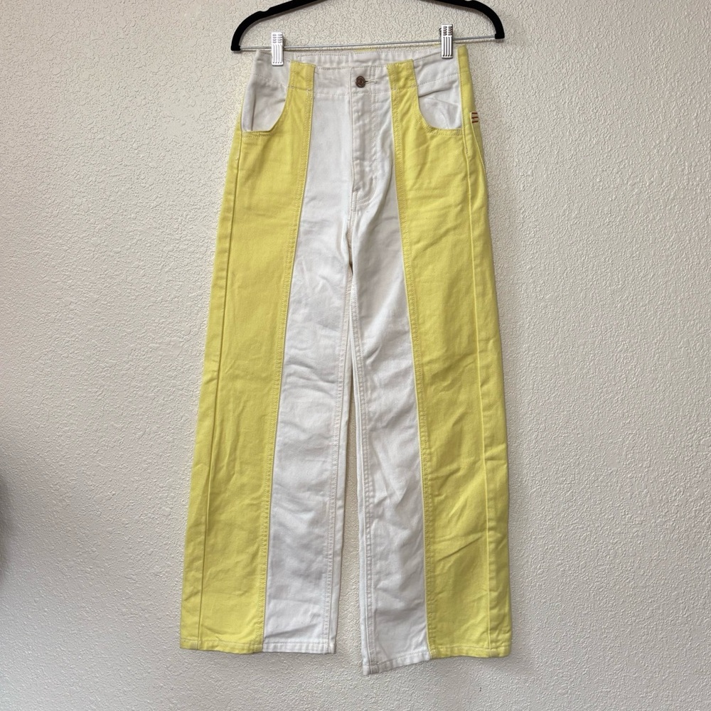 UO BDG White & Yellow Colorblock High and Wide Striped Jeans Size 24